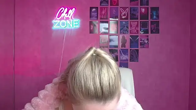 Samantha_Gloww's cam snapshot