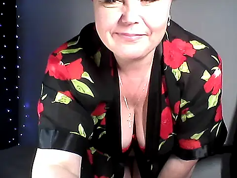 EllaLove2277 live sex cam