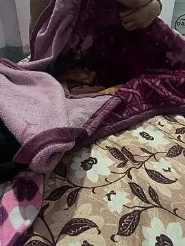 Pooja_Love143's cam snapshot