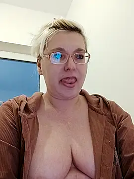 VikaKing's cam snapshot