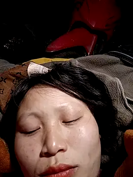 yoyo-mi live sex cam