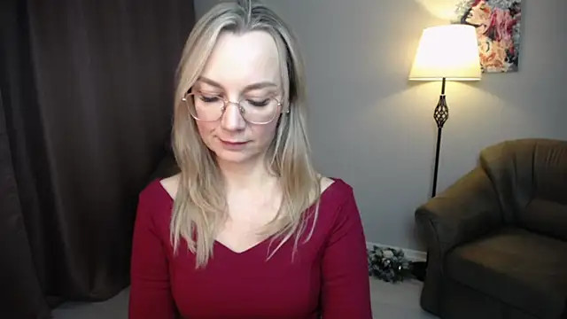 Ava_Elior's cam snapshot