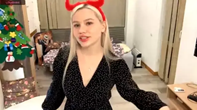 MistikMinx's cam snapshot