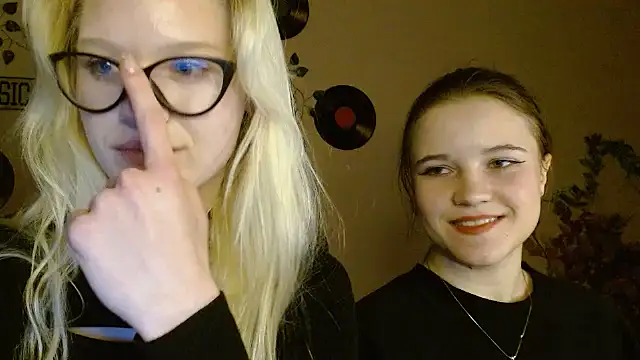 Aria__Moon's cam snapshot