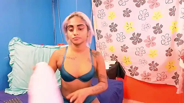 indiansumaya live sex cam