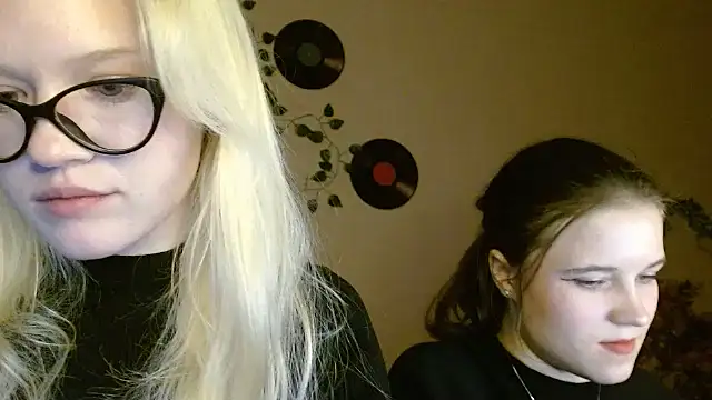 Aria__Moon's cam snapshot