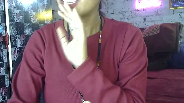 Sexy_Heena69's cam snapshot