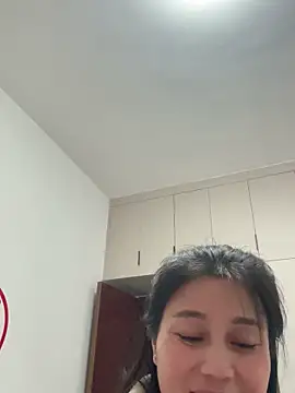 buusoom's cam snapshot