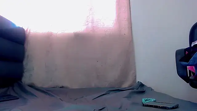 brunnette_hot's cam snapshot