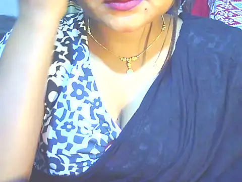 Nusrat_Faria07's cam snapshot