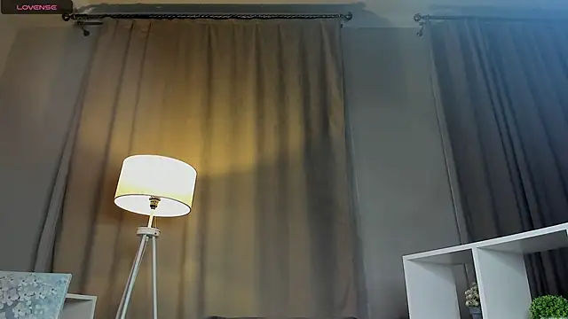 DemetraSadahiro live sex cam