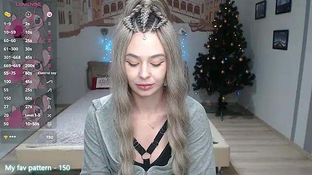 Miss_Fortuna's cam snapshot