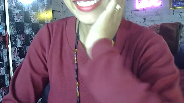 Sexy_Heena69's cam snapshot