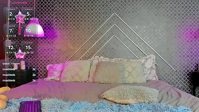 Aleja_bloom live sex cam