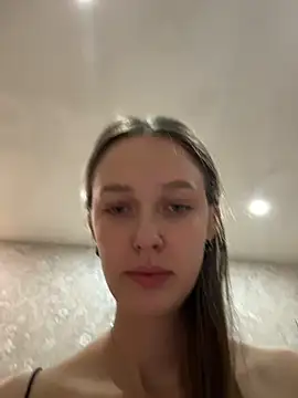 ElliRose live sex cam