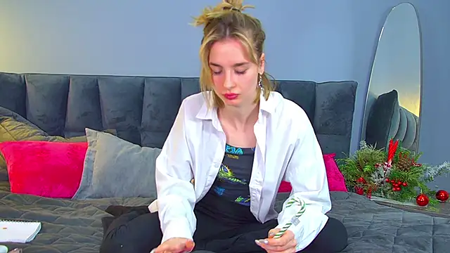 MerlinMeyer live sex cam