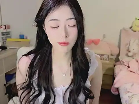 Onecutelittle's cam snapshot