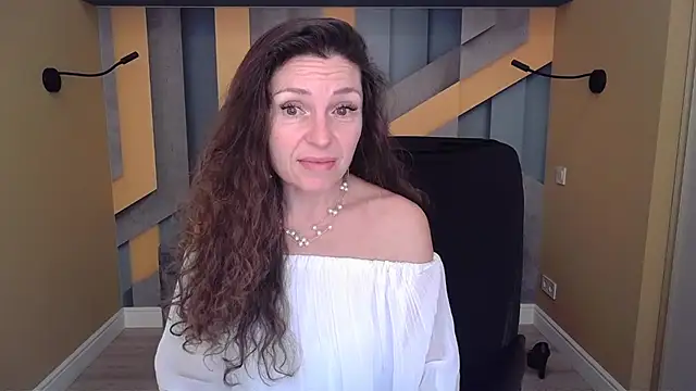 EllaLong live sex cam