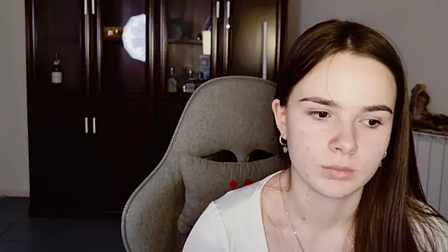 May_Bloom's cam snapshot