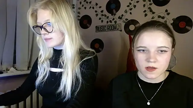 Riya_Vip's cam snapshot