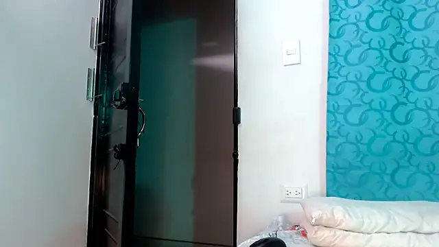 eladyrous98 live sex cam