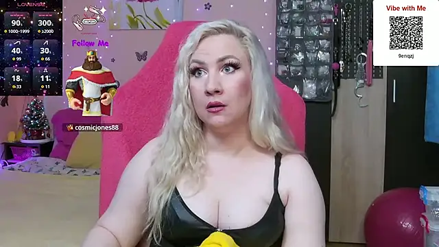 MissLexyGold live sex cam