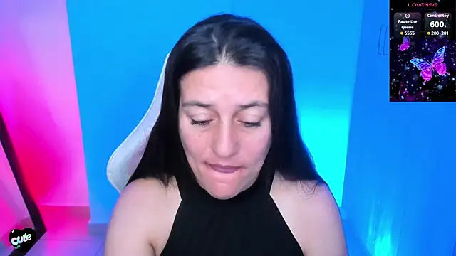 Saskyaa's cam snapshot