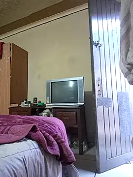 yourburget's cam snapshot