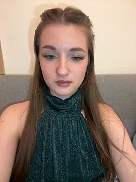 AdelinaEmber's cam snapshot