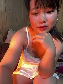 love_pusy09's cam snapshot