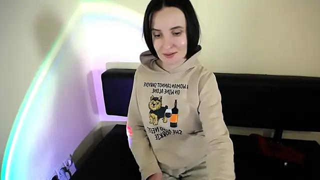 LaimaV_'s cam snapshot