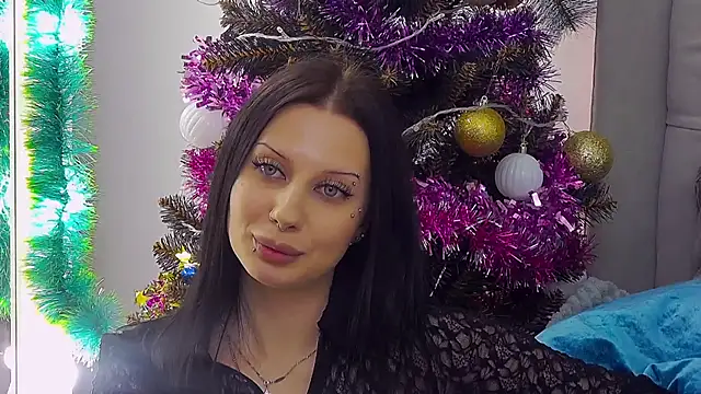 MaeAnna live sex cam