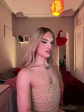 Crystal_________ live sex cam