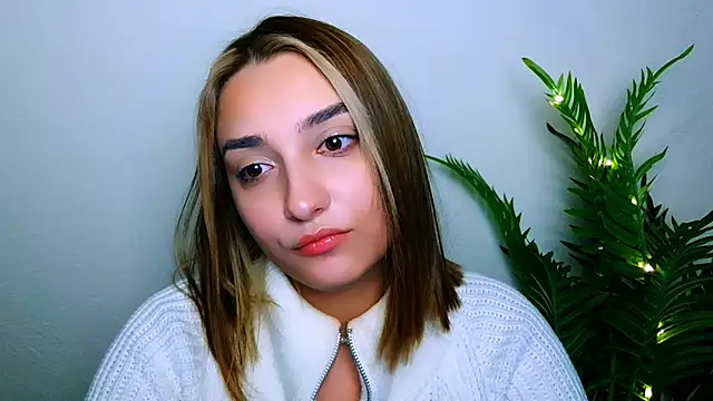 veryshygirl's cam snapshot