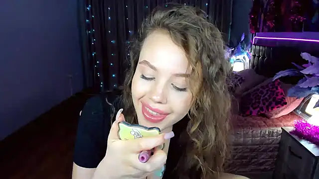 BeatriceShine's cam snapshot