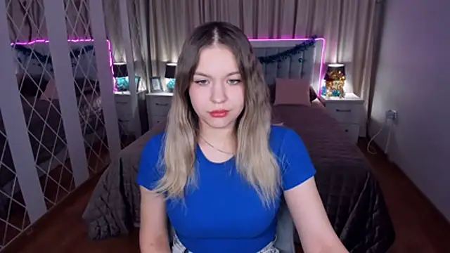 SimaHeaven's cam snapshot