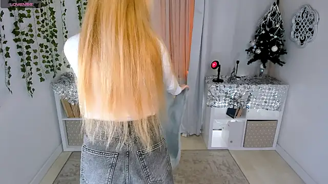 Laly_Peach's cam snapshot