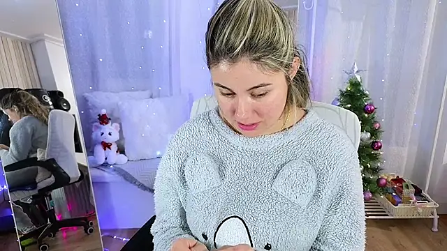 Tawny_cox's cam snapshot