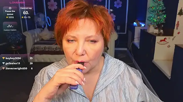 Kira_Kenett's cam snapshot