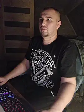 Foxyshaved live sex cam