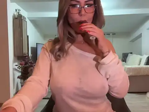 AnikaSunshine live sex cam