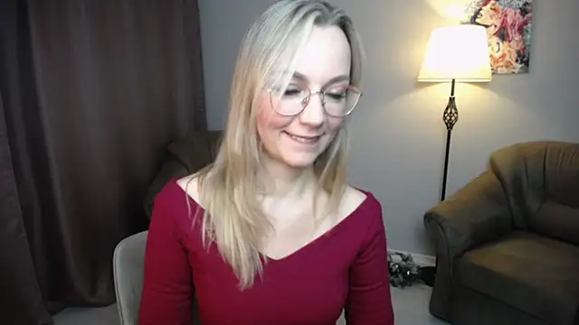 Ava_Elior's cam snapshot