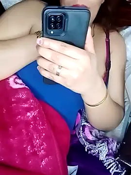 Maya-Moon's cam snapshot