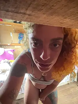 SalyTredelMonte's cam snapshot