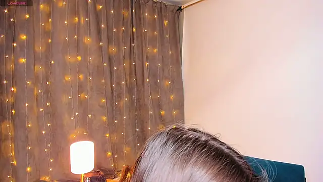 YvonneRobes's cam snapshot