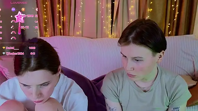 Girls_Fingers's cam snapshot