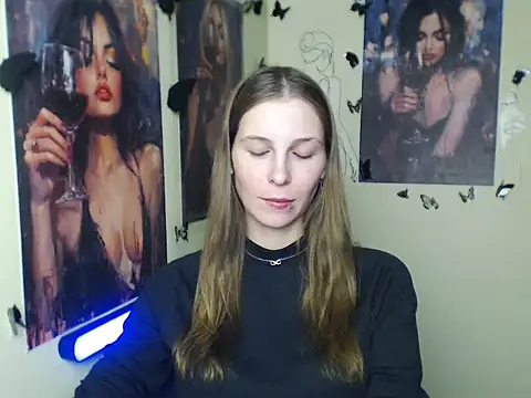 StrangerGi's cam snapshot