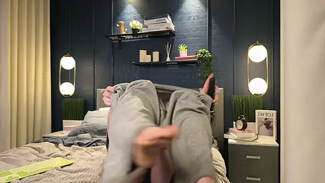 Lella_Ryann_ live sex cam