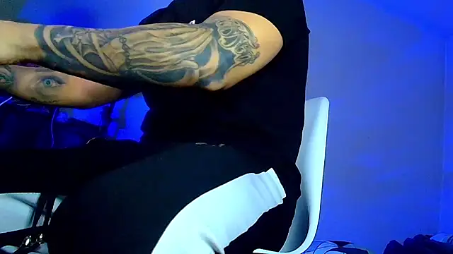 XanderCage99 live sex cam