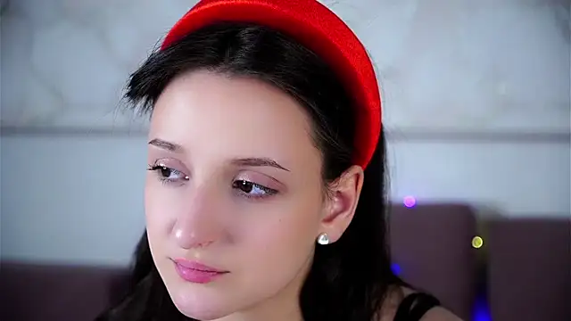 FalineBeacher live sex cam